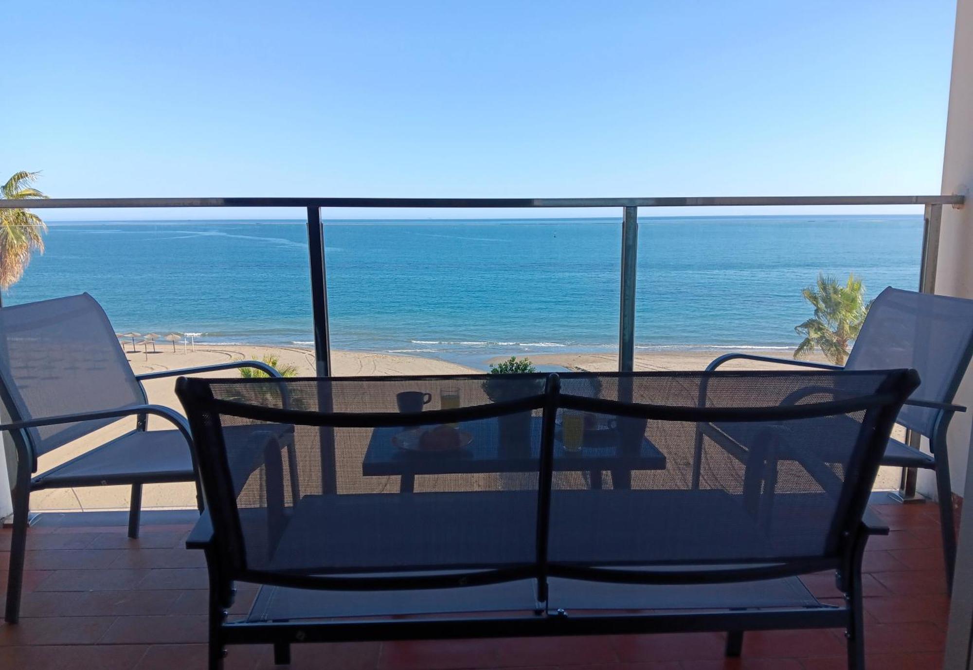 Alojamiento Iberia Playa Эстепона Экстерьер фото