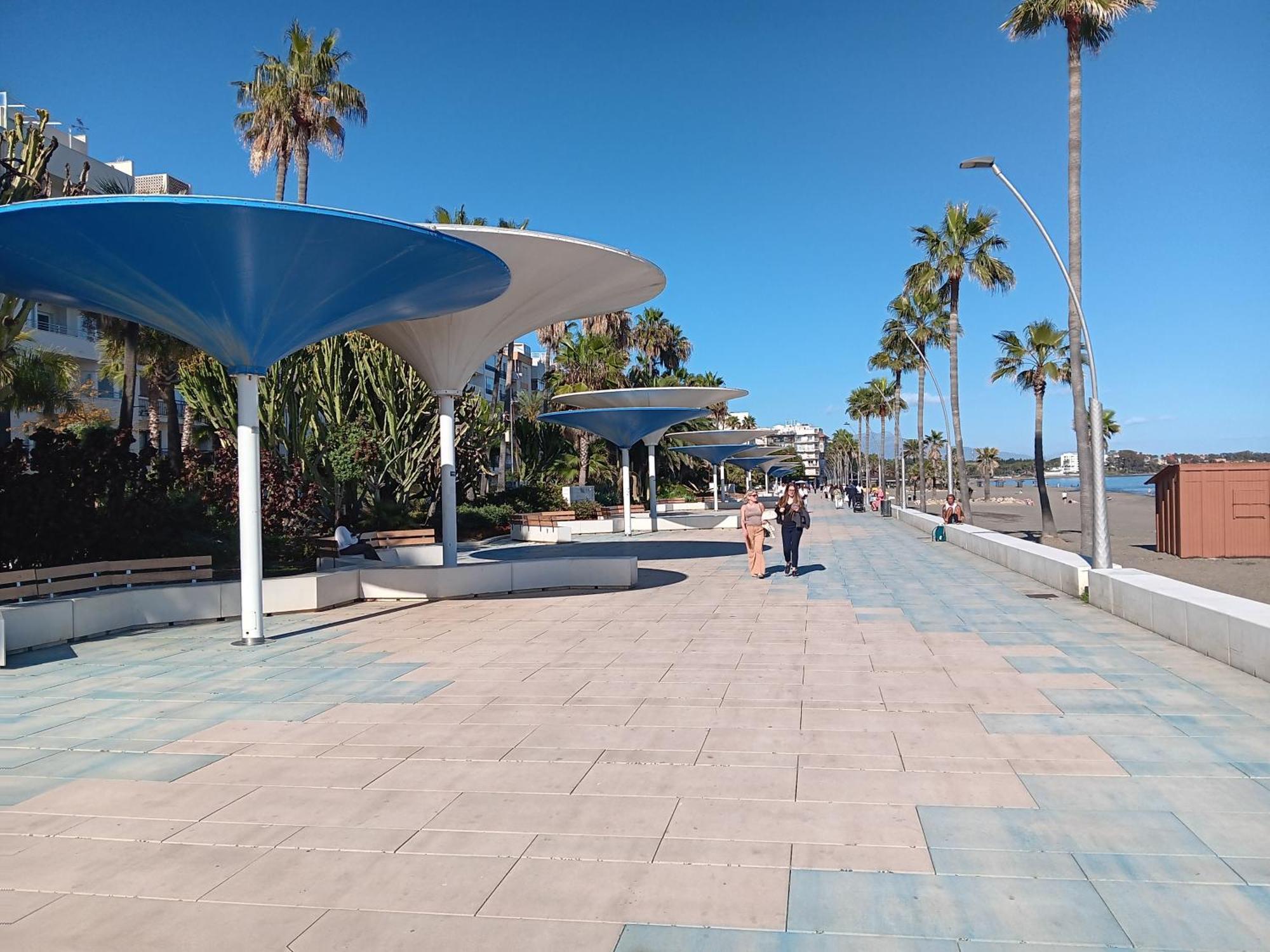 Alojamiento Iberia Playa Эстепона Экстерьер фото